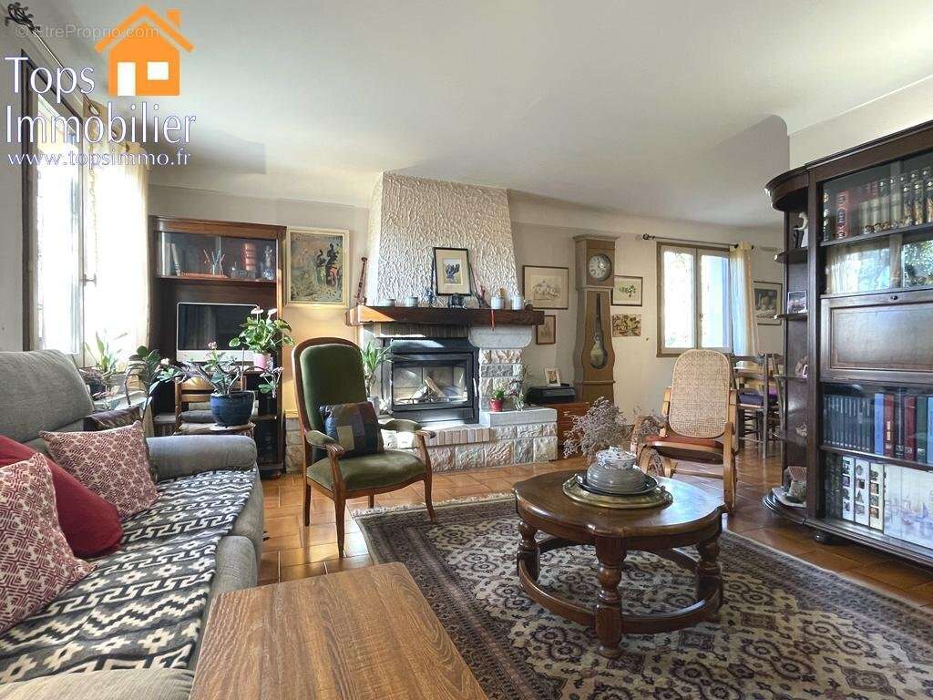 Maison à VILLEFRANCHE-DE-ROUERGUE