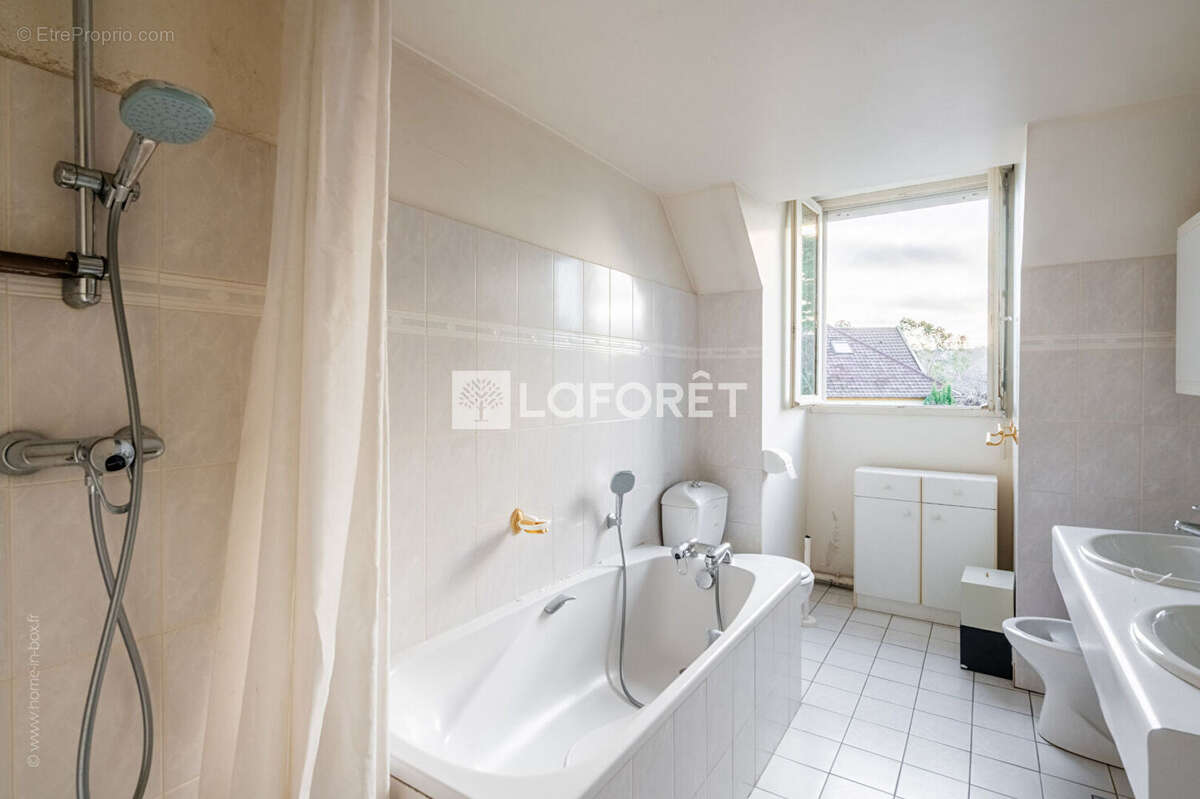 Maison à LOUVECIENNES