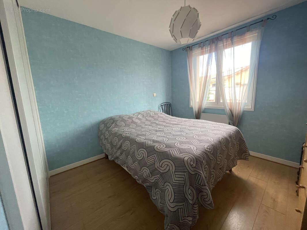 En exclusivite coquette villa plain pieds de 109 m2 sur 1100 m2 de terrain - photo 7