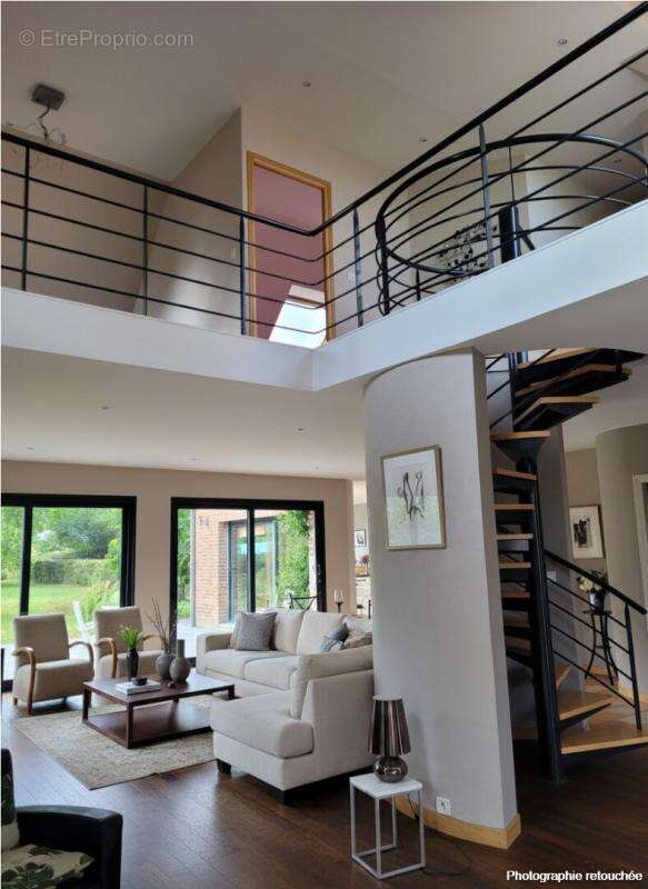 Maison à NOMAIN