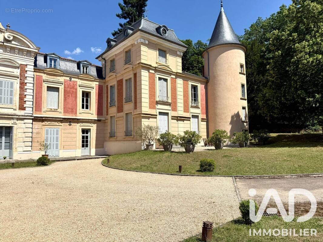 Photo 1 - Appartement à EVEUX