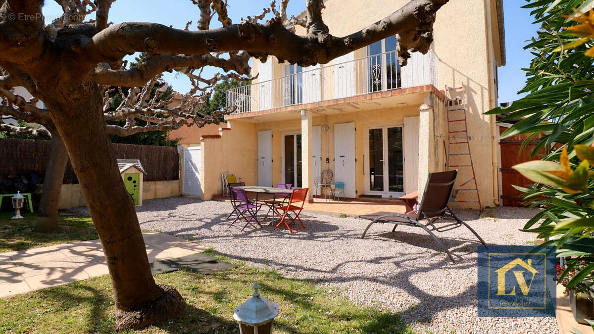 Maison à LE SOLER