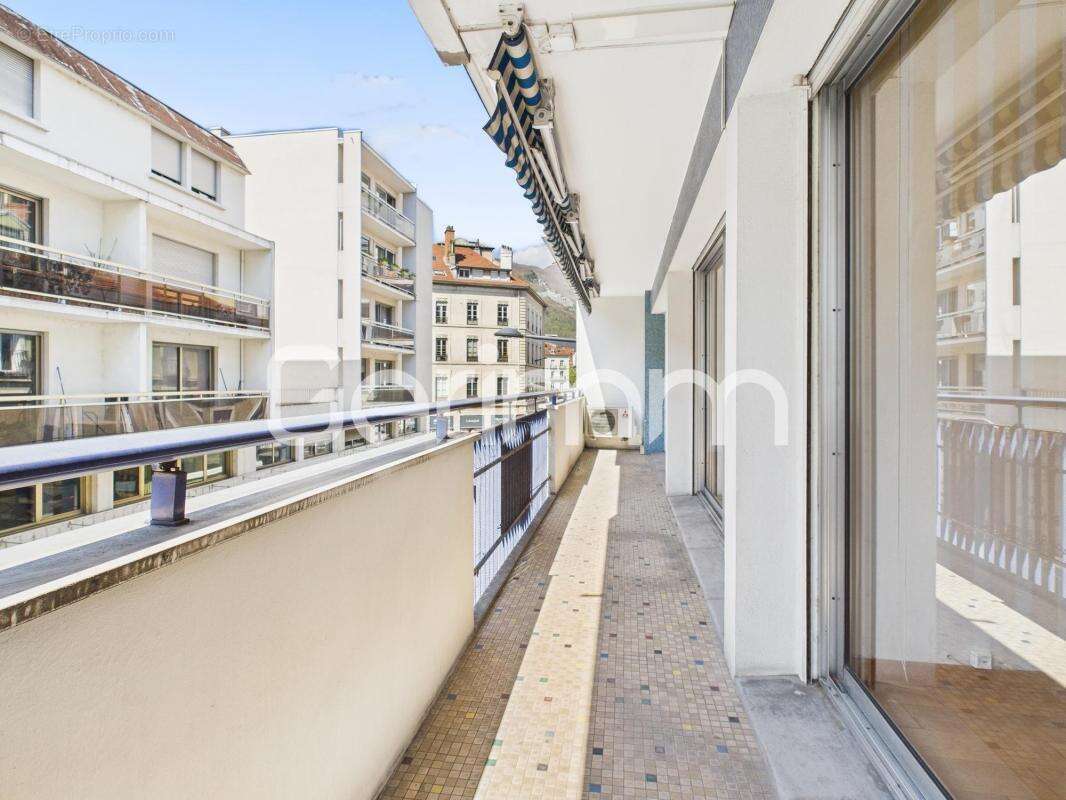 Appartement à GRENOBLE