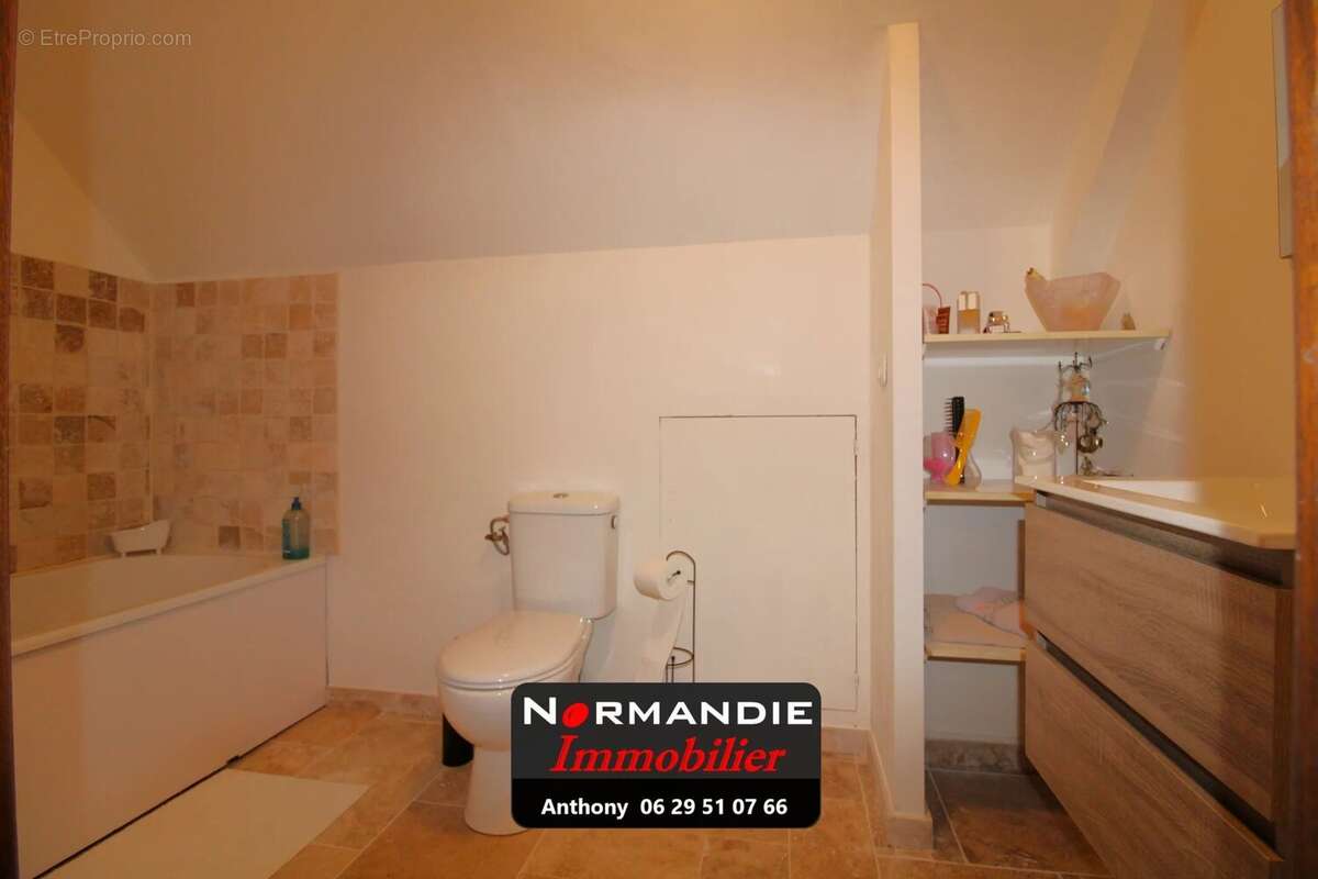 Appartement à LILLEBONNE