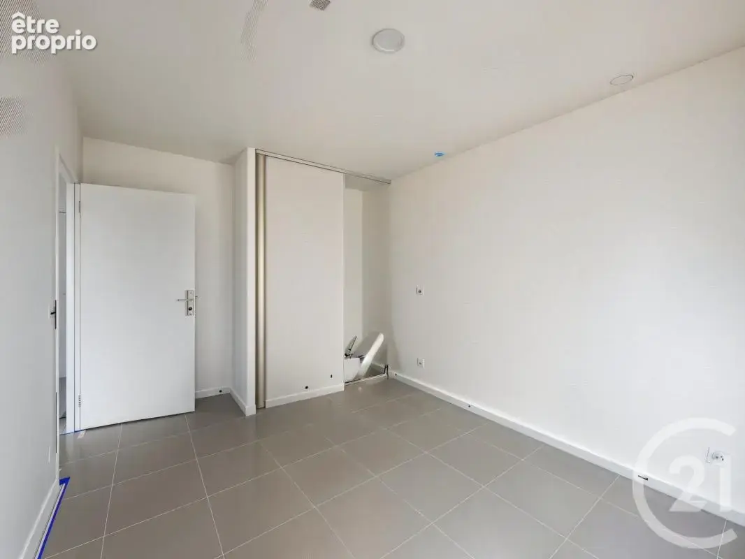 Appartement 2 pièces 46 m² à vendre à Givors (69700) - photo 8