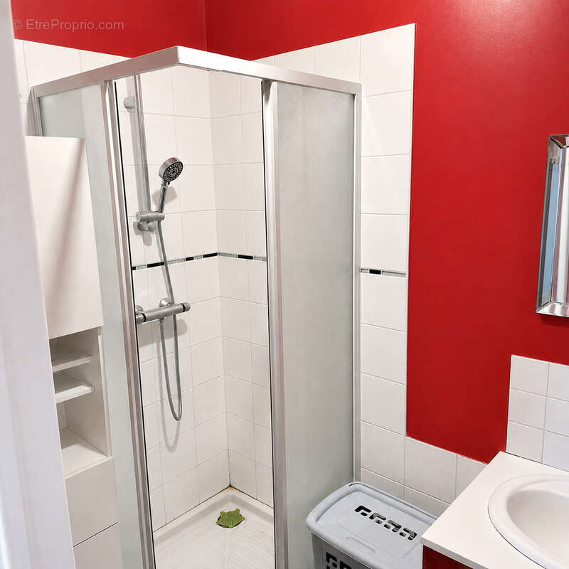 Appartement à acheter 96500 € à Saint-Pierre-Des-Corps (37) - photo 5