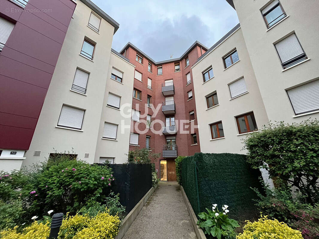Appartement à NEUILLY-SUR-MARNE