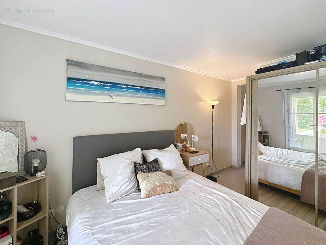 Maison à SAVIGNY-LE-TEMPLE