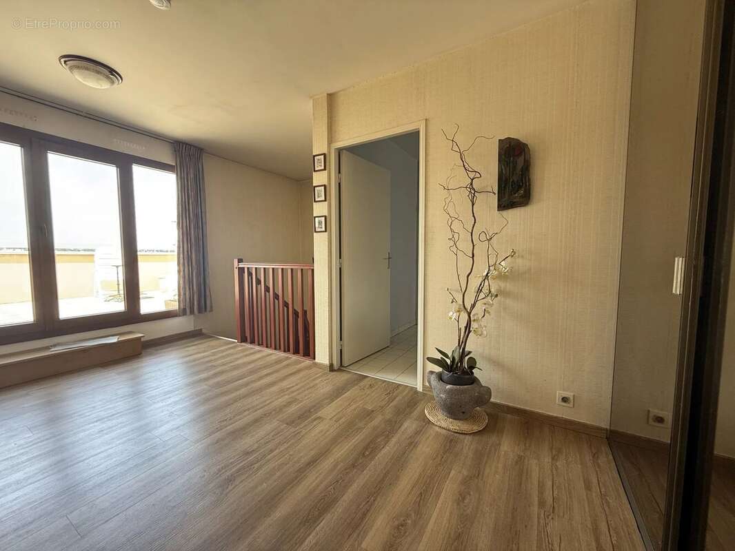 Appartement à CHELLES