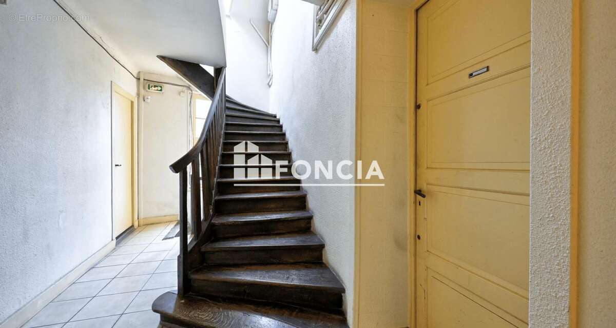 Appartement à MARINES