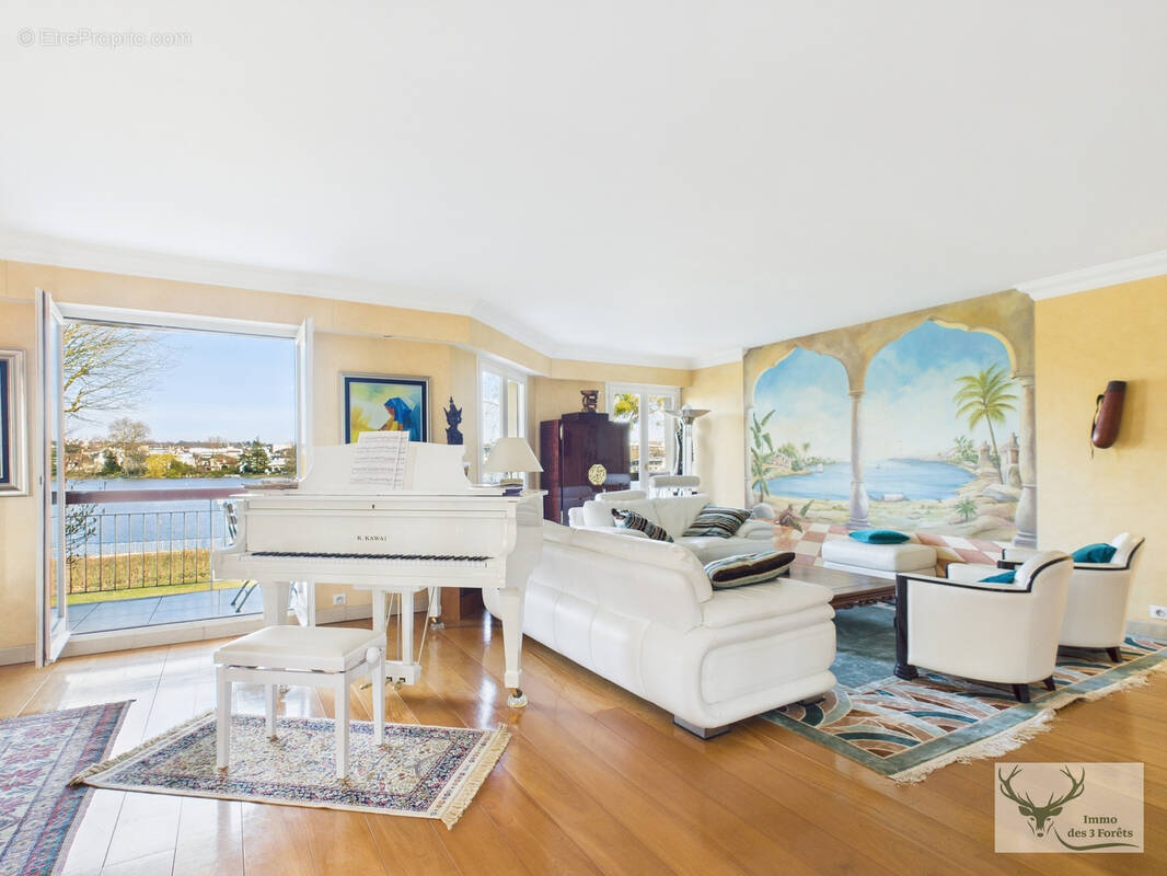 Appartement à ENGHIEN-LES-BAINS