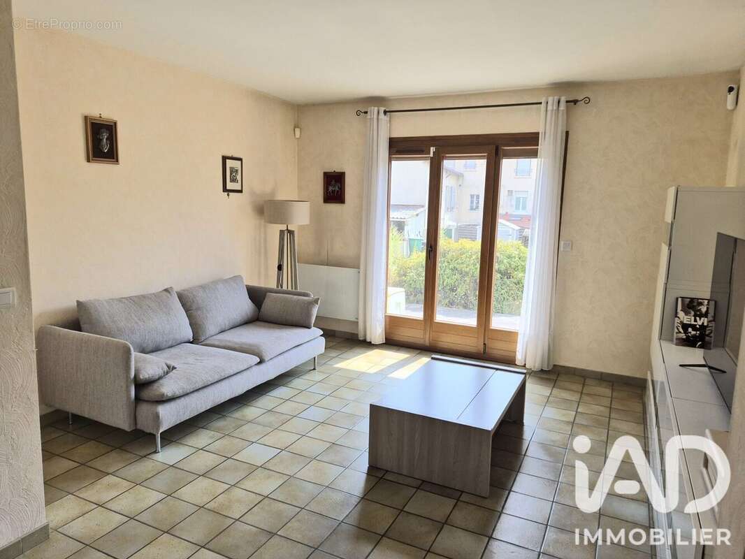 Maison 117 m² à Gagny  - photo 6