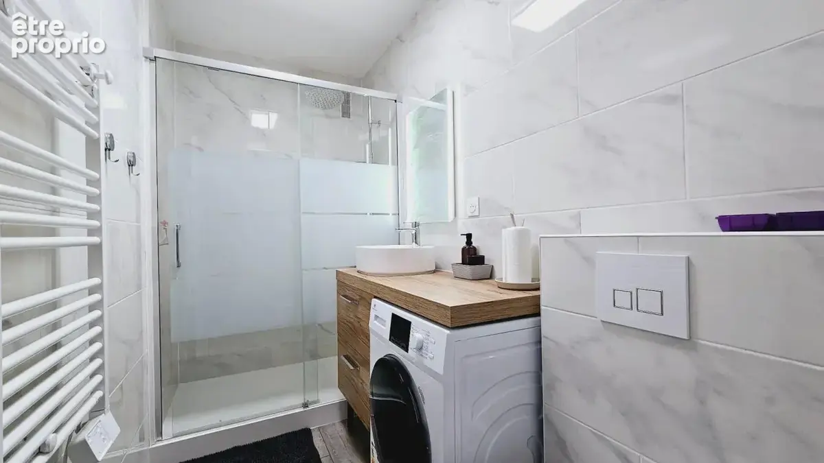 Bourges appartement 32.3 m² renové et meublé balcon - photo 7
