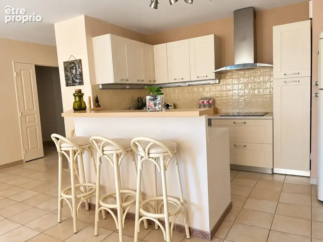 Appartement 4 pièces 95 m² à vendre à Hyeres (83400) - photo 6