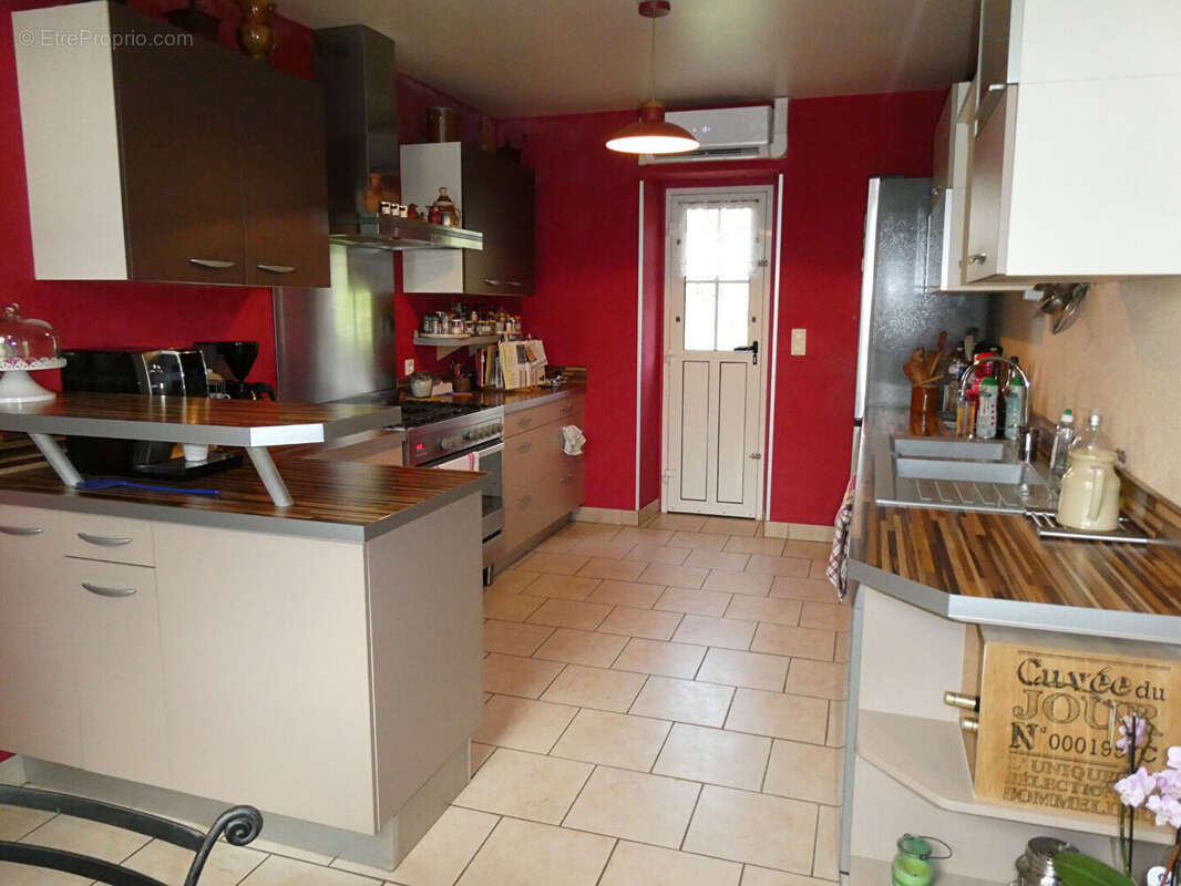 Maison à SAINT-PIERRE-SUR-ORTHE