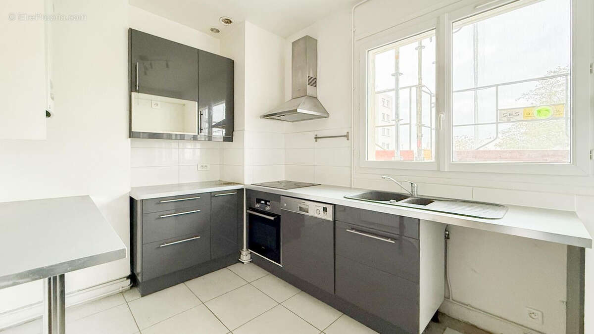 Appartement à NANTERRE