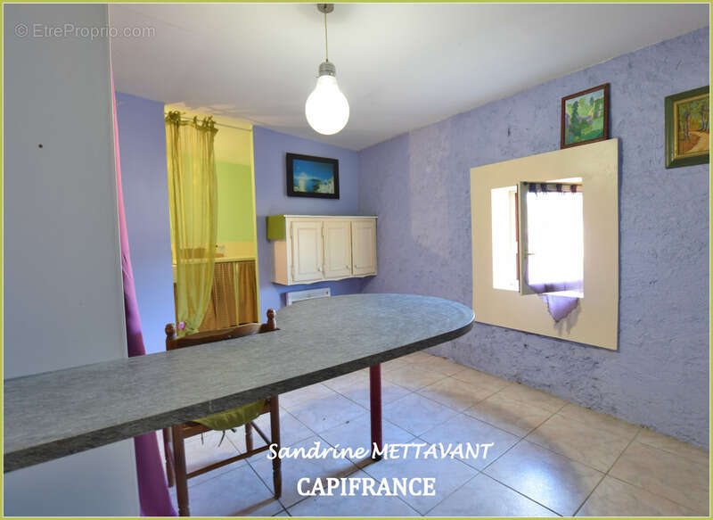 Maison à SAINT-THIBERY