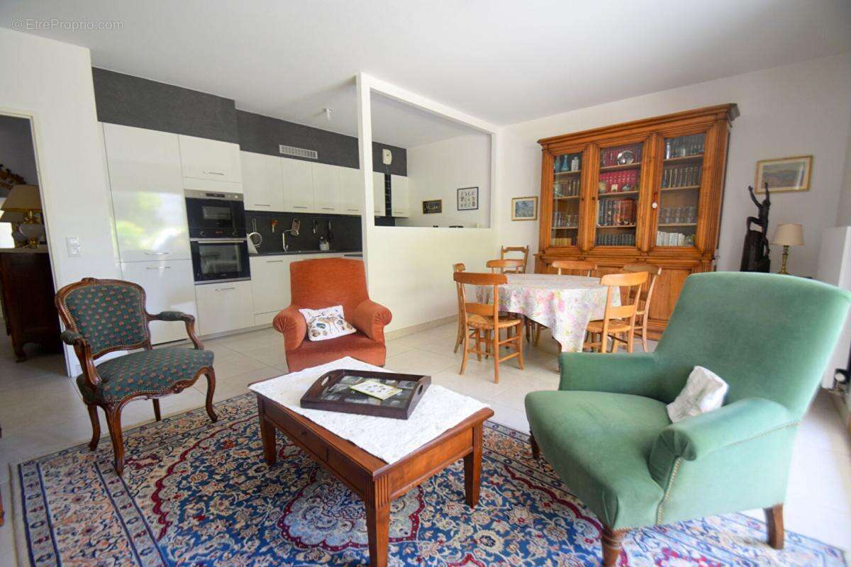 Appartement à CALUIRE-ET-CUIRE