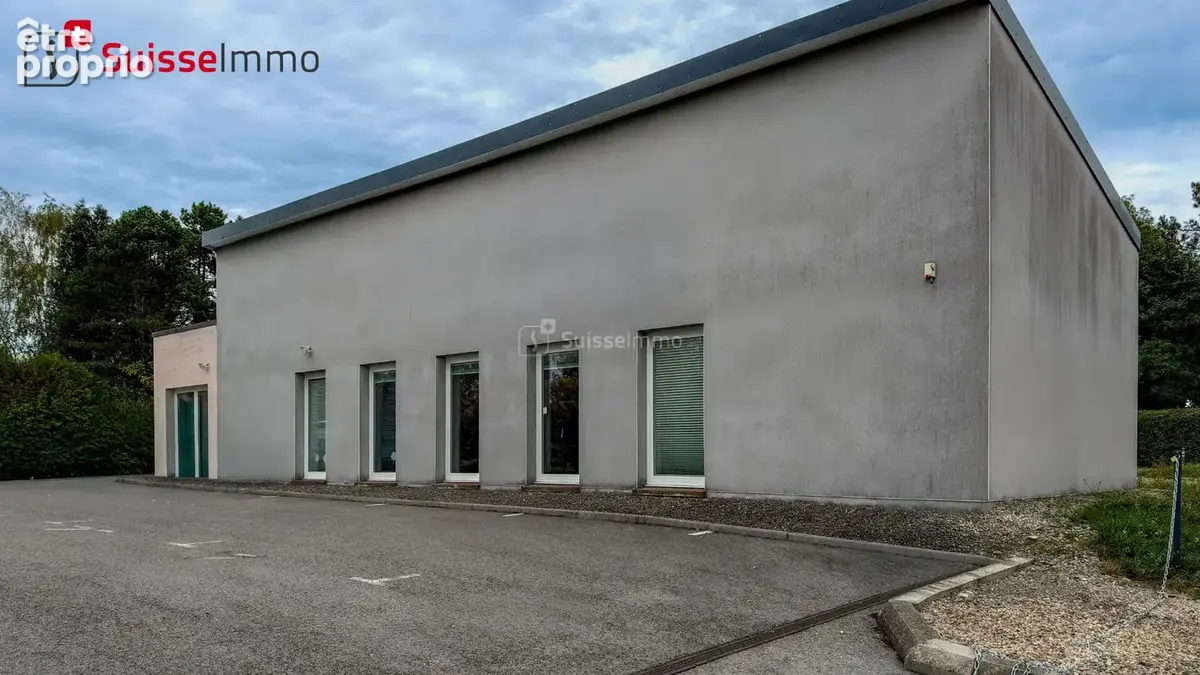 Local commercial Appenans 341 m2 - photo 16