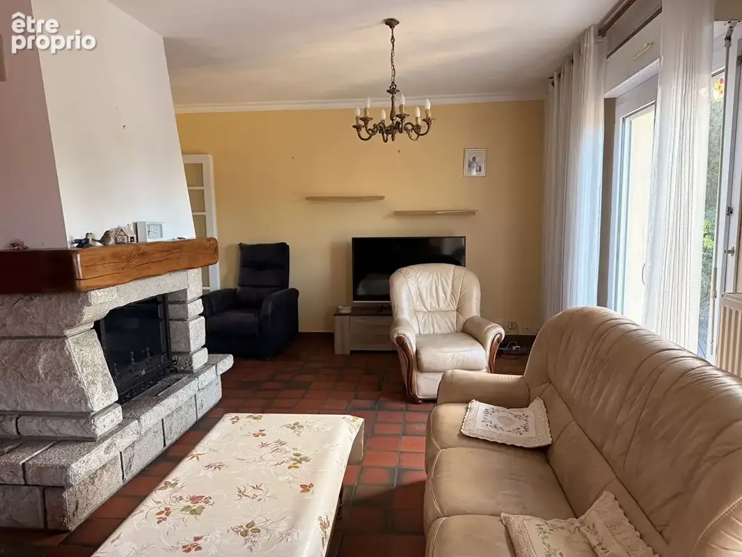 Maison individuelle avec jardin - Milizac - photo 8