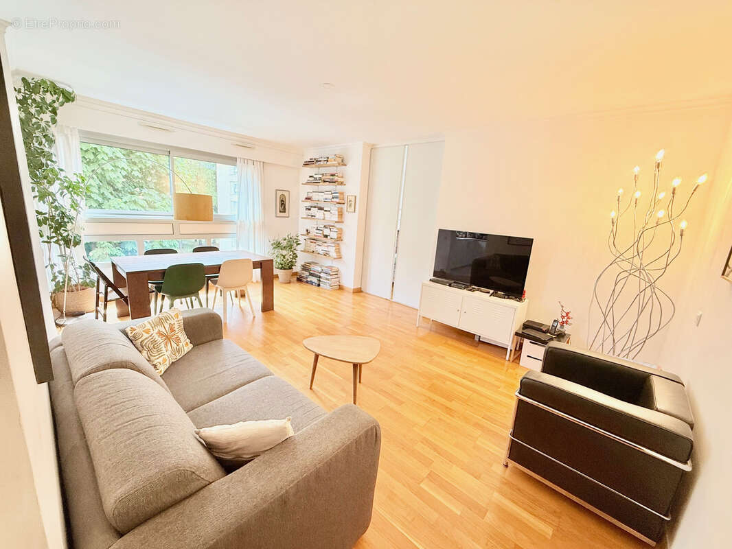 Appartement à FERNEY-VOLTAIRE