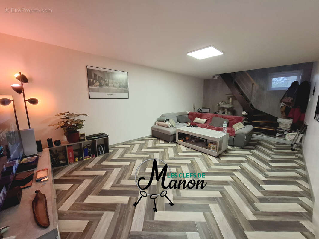 Appartement à BESSINES-SUR-GARTEMPE