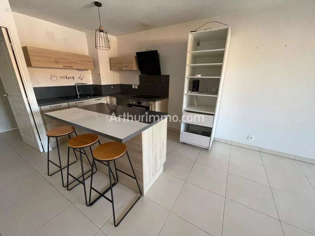 Appartement à COGOLIN