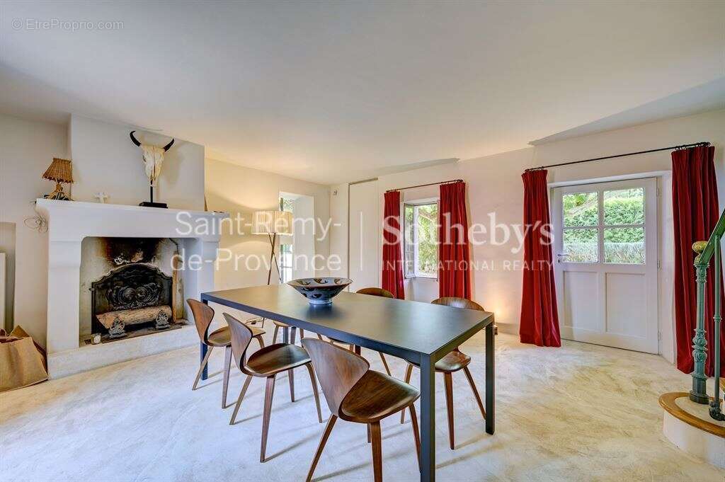 Maison à SAINT-REMY-DE-PROVENCE