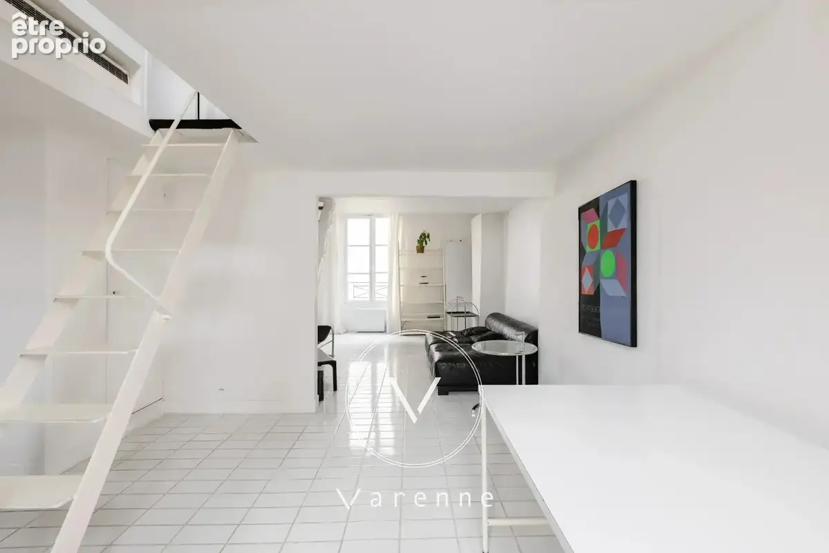 Paris 7 - Appartement en dernier étage traversant - photo 3