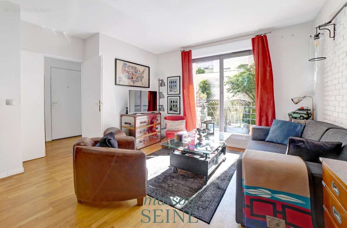 Appartement à LEVALLOIS-PERRET