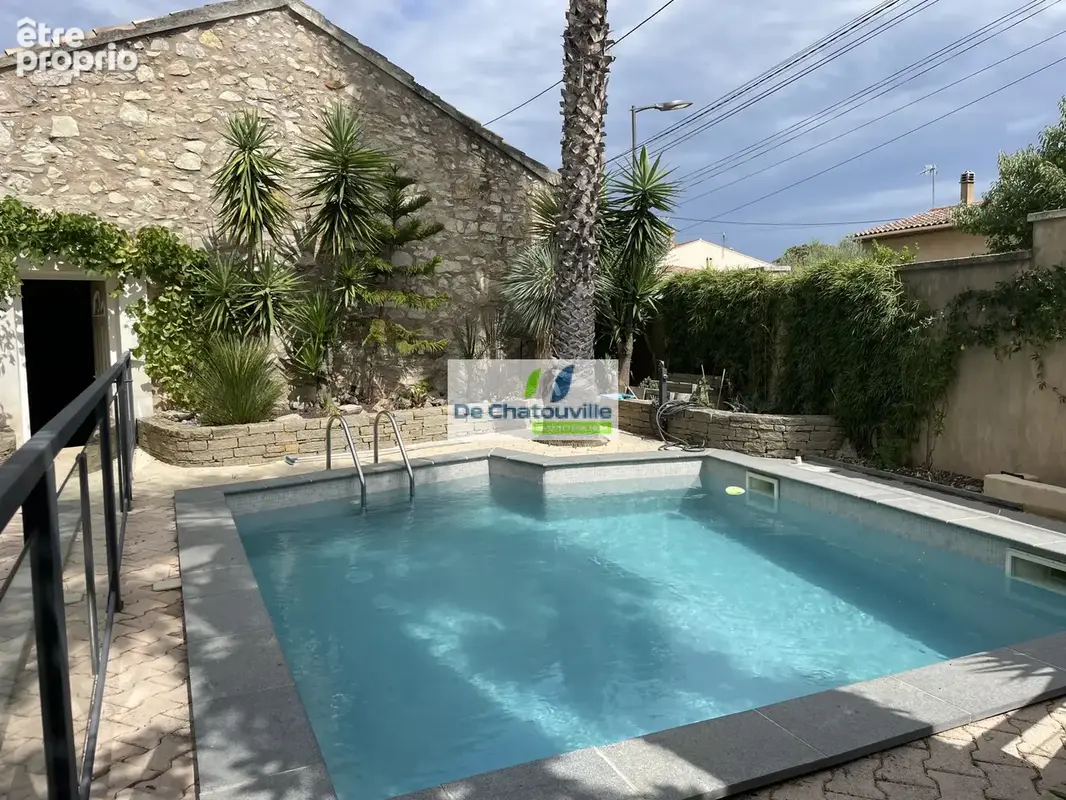 Cuers/ villa type 5 / piscine - photo 17