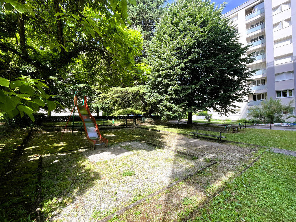 Appartement à GIERES