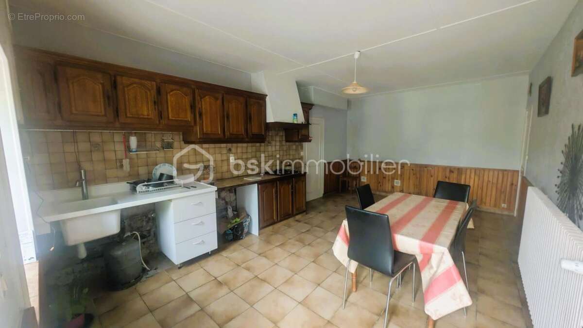 Maison à LE BEUGNON