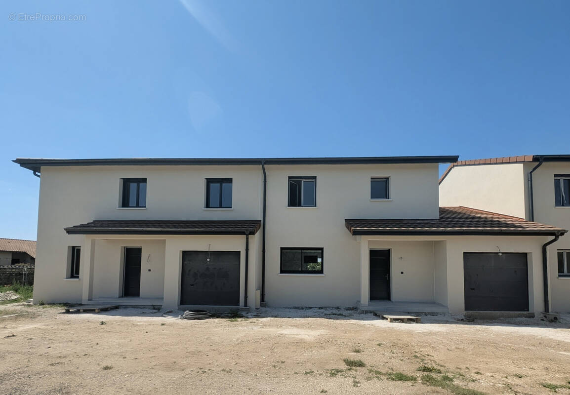 Maison à CHATEAU-GAILLARD