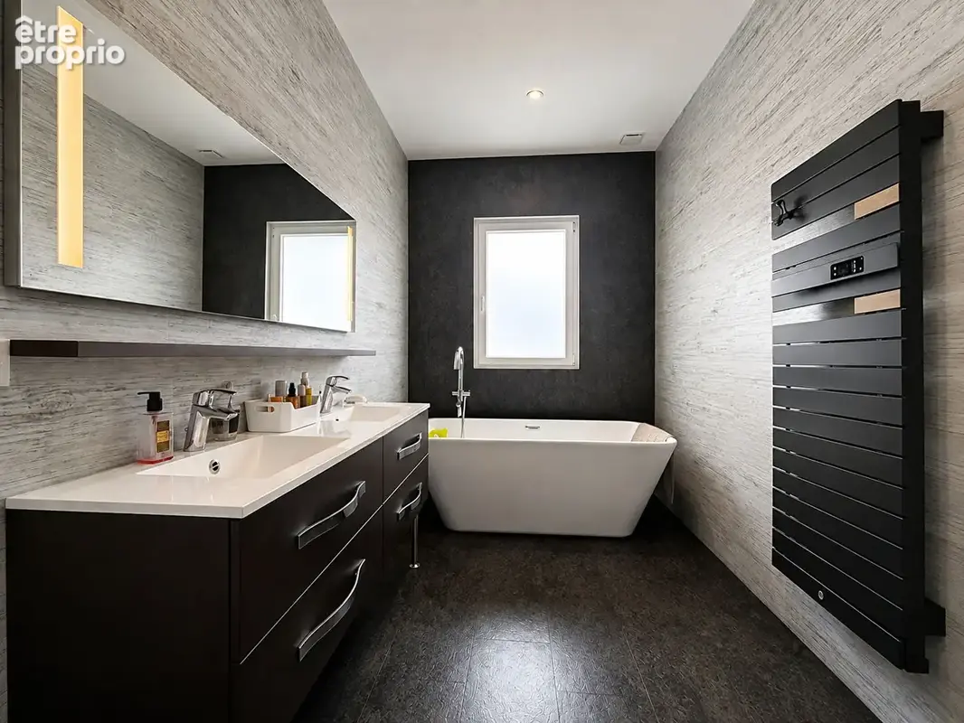CENTRE VILLE - Maison contemporaine avec garage & piscine - photo 11