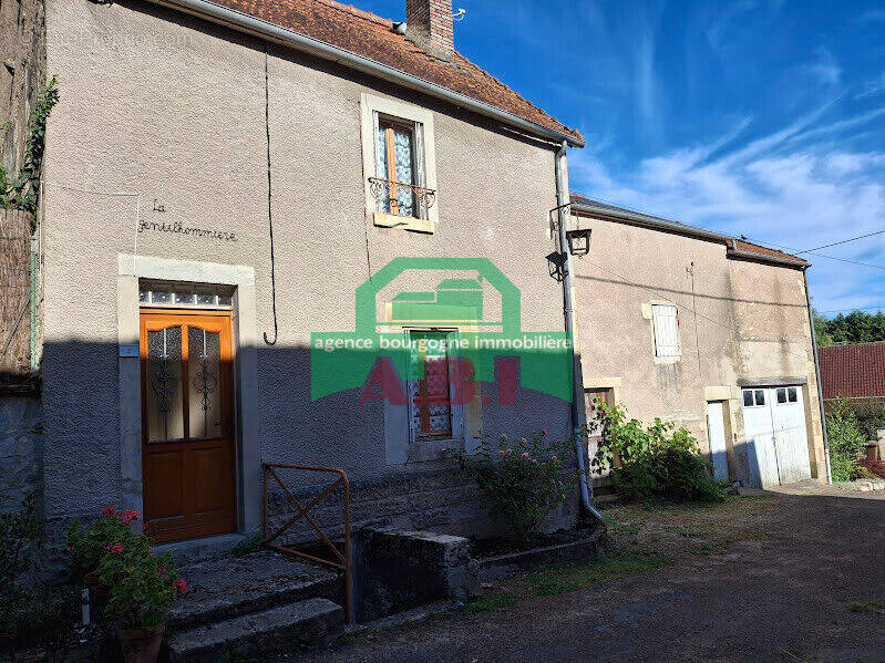 Maison à BRINON-SUR-BEUVRON