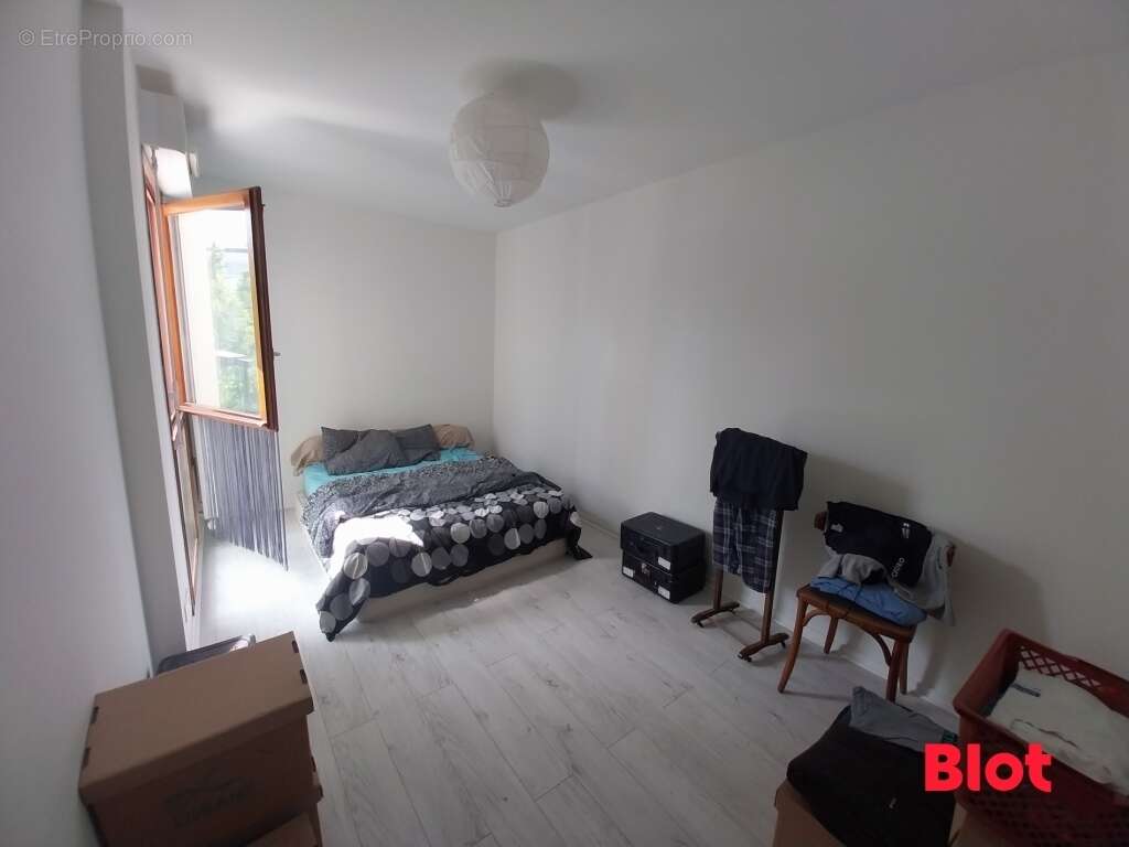 Appartement à SAINT-JACQUES-DE-LA-LANDE