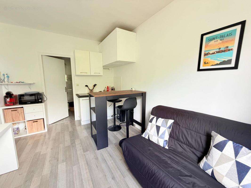 Appartement T2 – Dernier étage – Immeuble de caractère – Vue dégagée - photo 4
