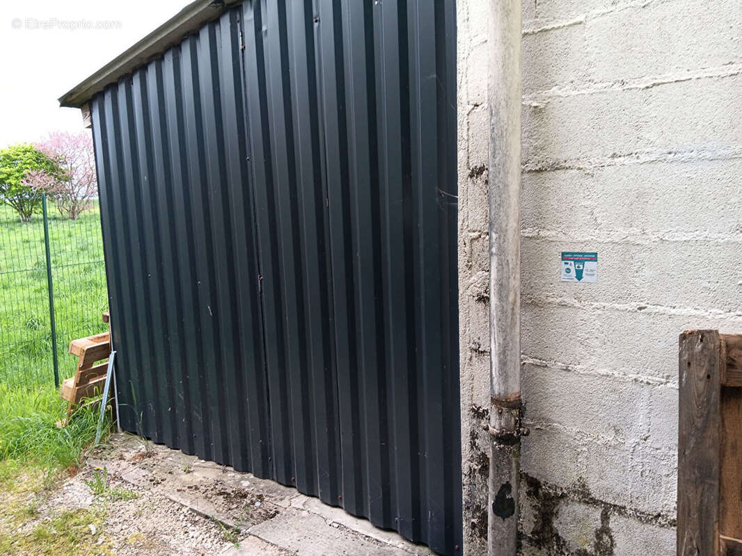 Commerce à LA CHARITE-SUR-LOIRE