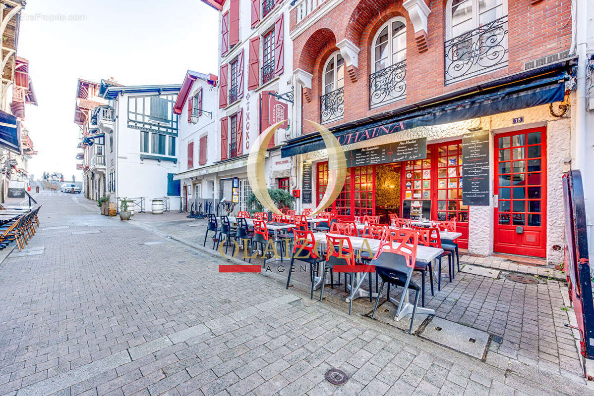 Commerce à SAINT-JEAN-DE-LUZ