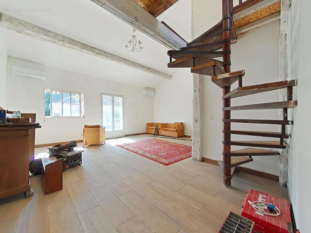 Maison à BIZE-MINERVOIS