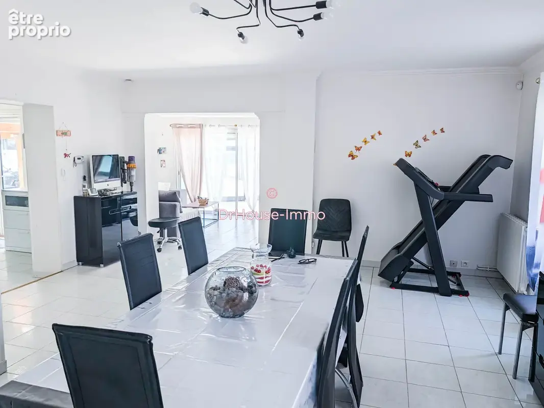 Maison 4 pièces 112 m² à vendre à Marseille-11e (13011) - photo 9