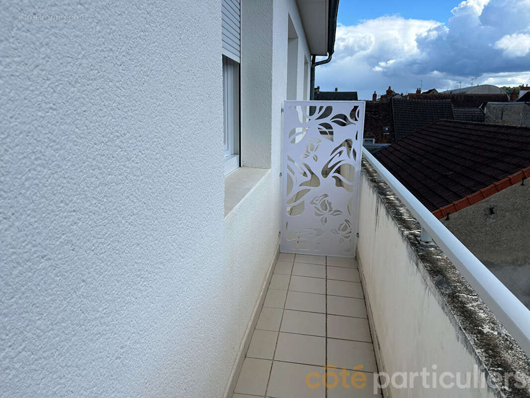 Appartement à SAINT-AMAND-MONTROND