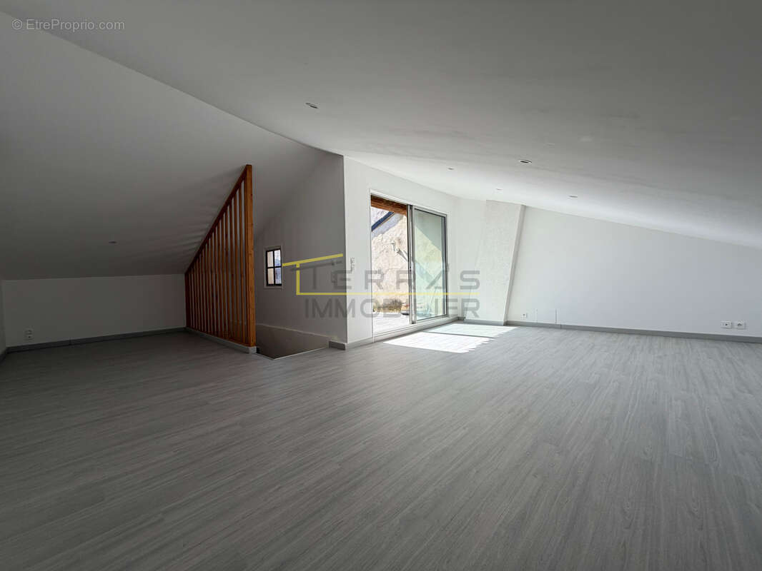 Maison à VISAN