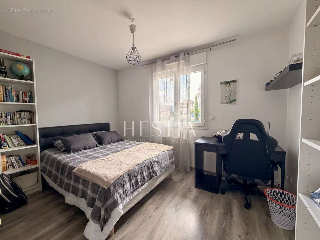 Maison à POISY