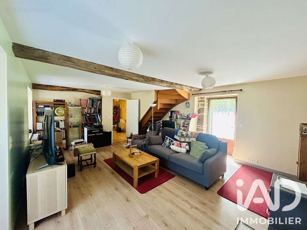 Maison 158 m² à Le Chatellier  - photo 6