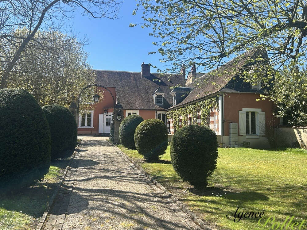 Maison à AUBIGNY-SUR-NERE