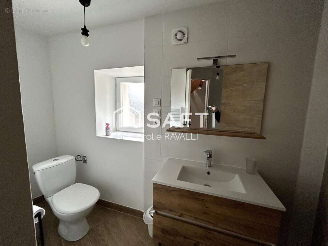 Photo 5 - Maison à ROULLET-SAINT-ESTEPHE