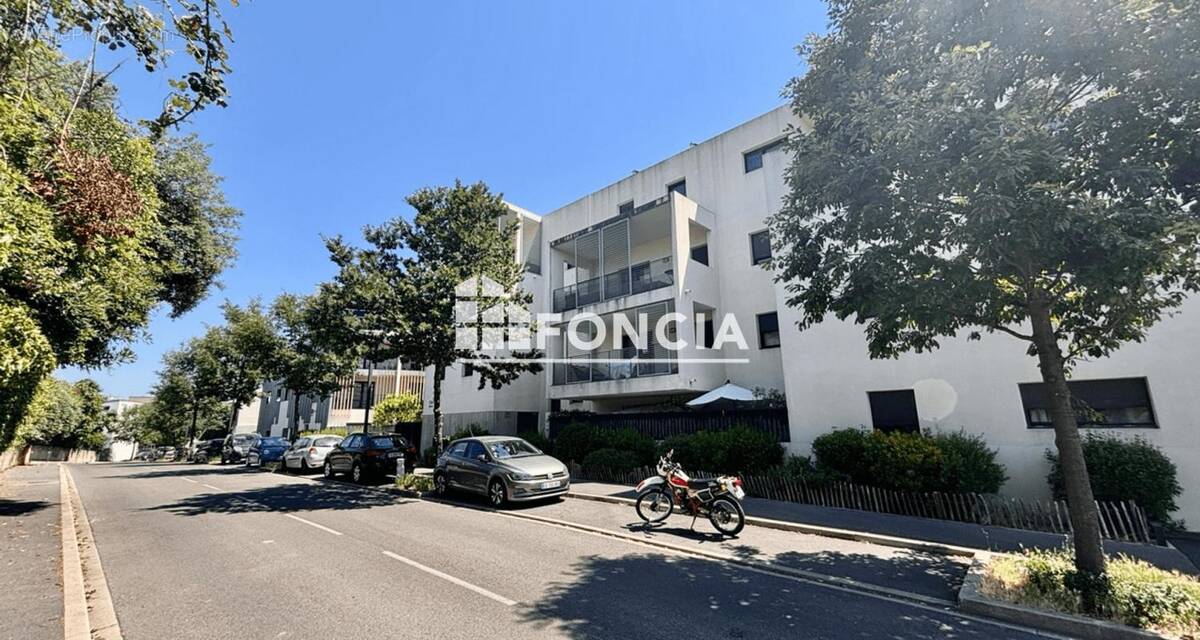 Appartement à SAINT-JEAN-DE-VEDAS