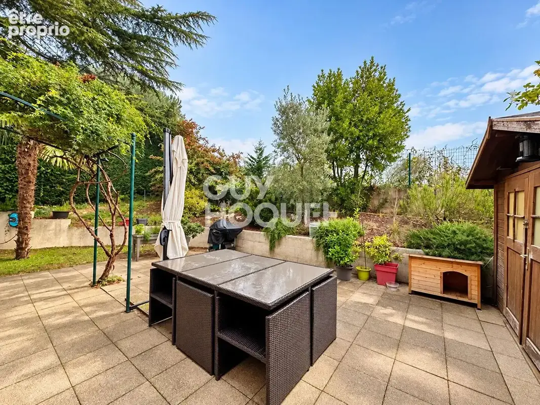Maison centre de Chuzelles avec jardin - photo 3